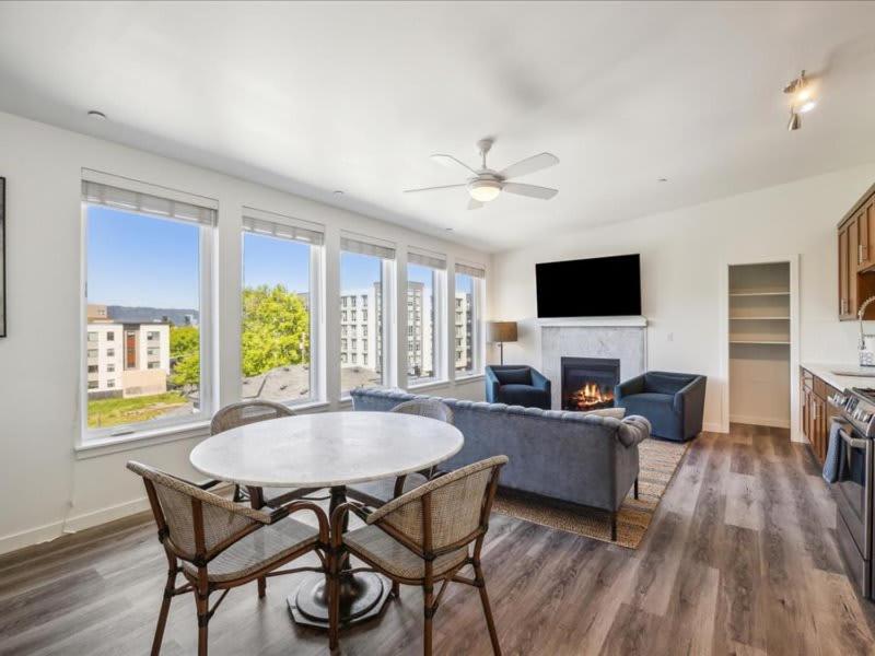 Retreat With Scenic Views And Fireplace Portland